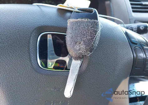 2004 Honda Accord 3.0 Ex z USA, uszkodzony, nr VIN 1HGCM66534A008571